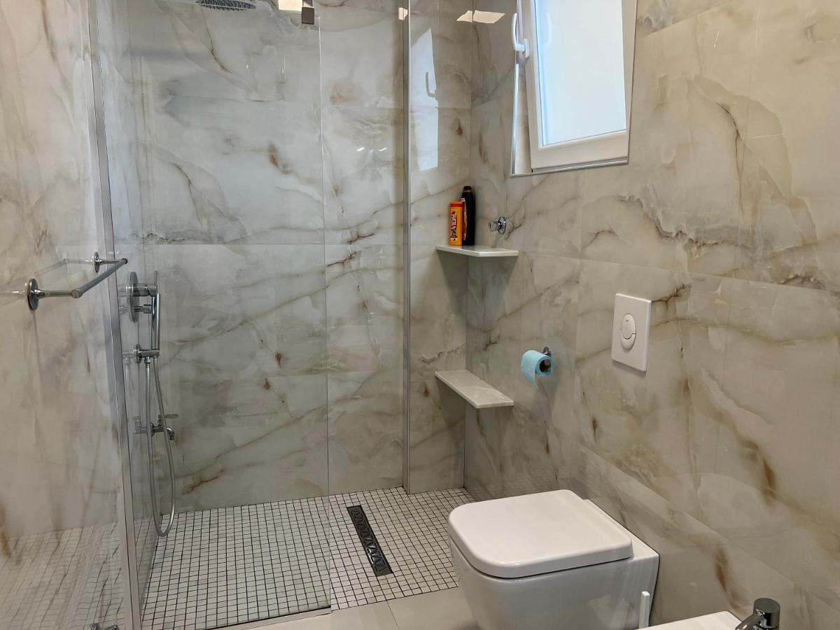 Grand New Bazaar Apartment Tirana Extérieur photo