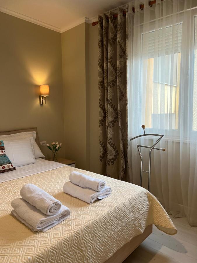 Grand New Bazaar Apartment Tirana Extérieur photo